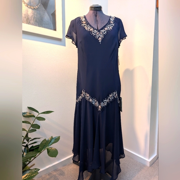 NEW Formal mother bride/groom 1920s style open beaded back Chiffon Navy 16 Plus - Picture 1 of 9